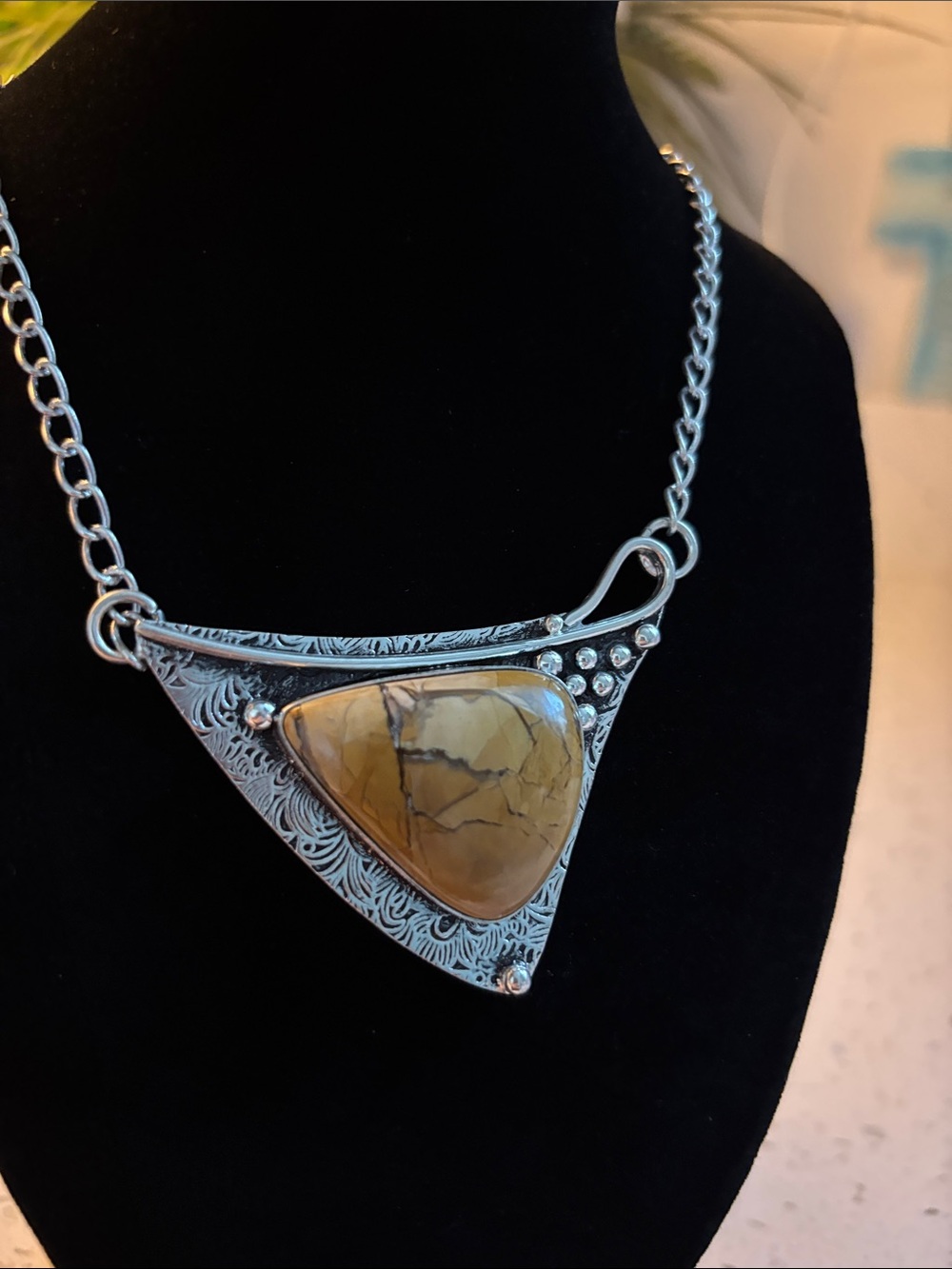 Sterling Silver Brecciated Mookaite Gemstone Statement Necklace - Picture 2 of 8